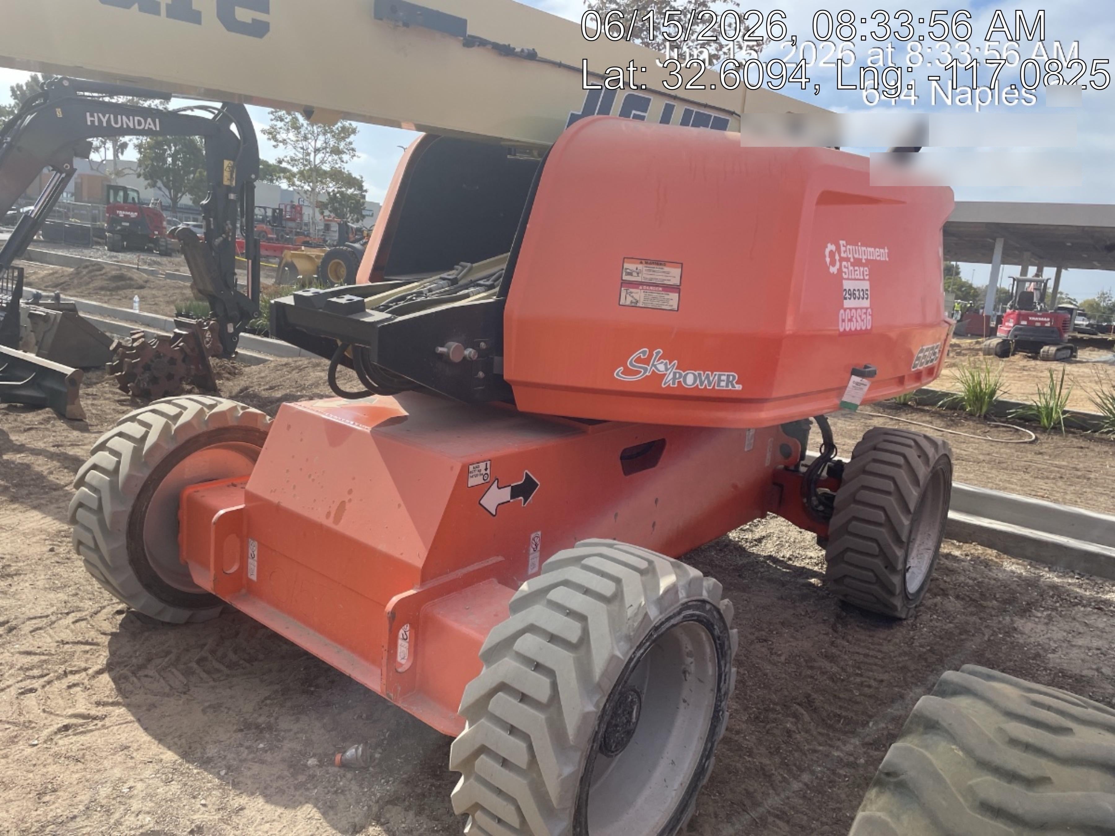 2023 JLG 660SJ