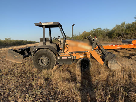 2019 Case 570N EP Canopy, 4WD, GP Front Bucket, Dual Tilt Cylinder, 84" Box Blade w/ Scarifier, Wheel Weights, Beacon