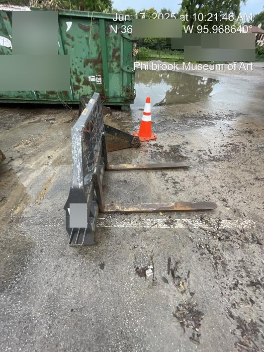 2022 PALADIN 48" Pallet Forks - Paladin