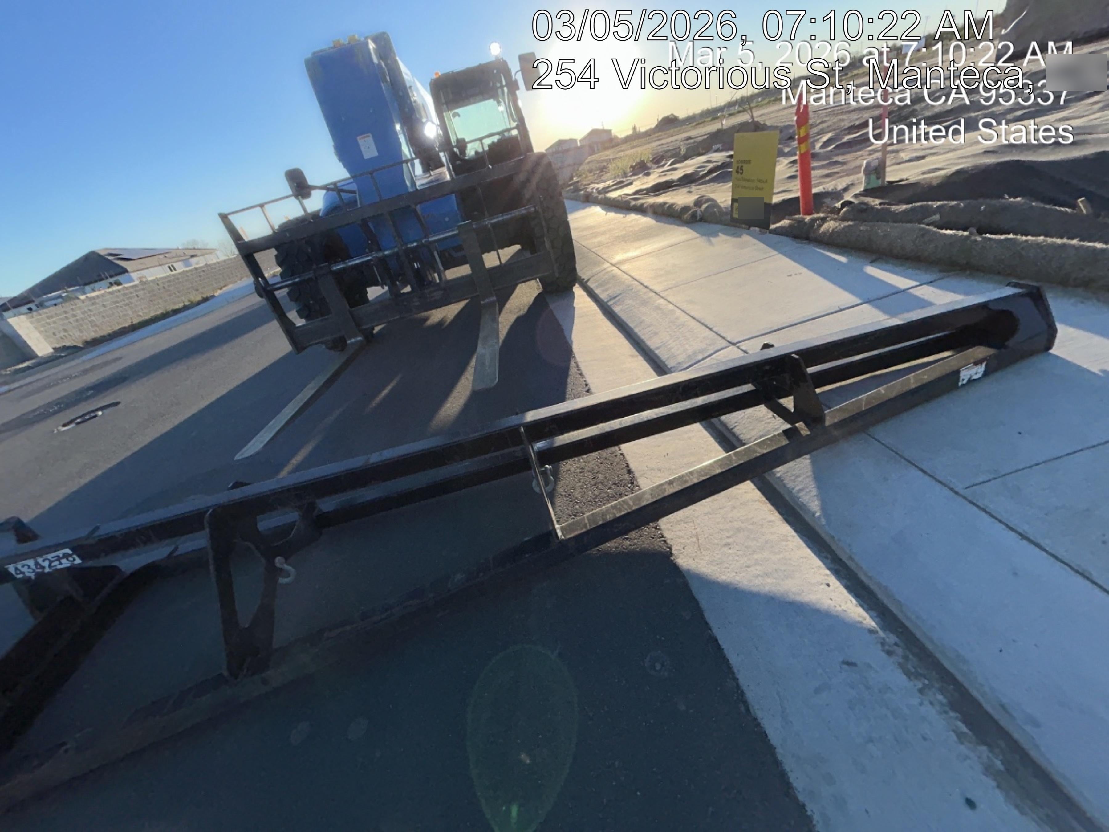 2024 JLG 1001275853