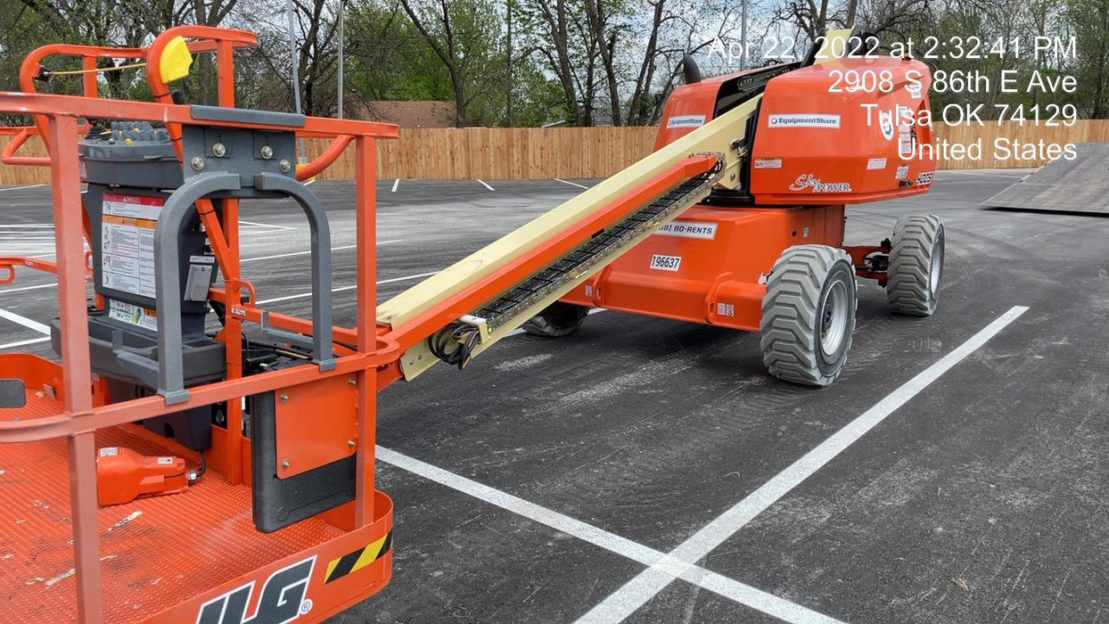 2021 JLG 400S