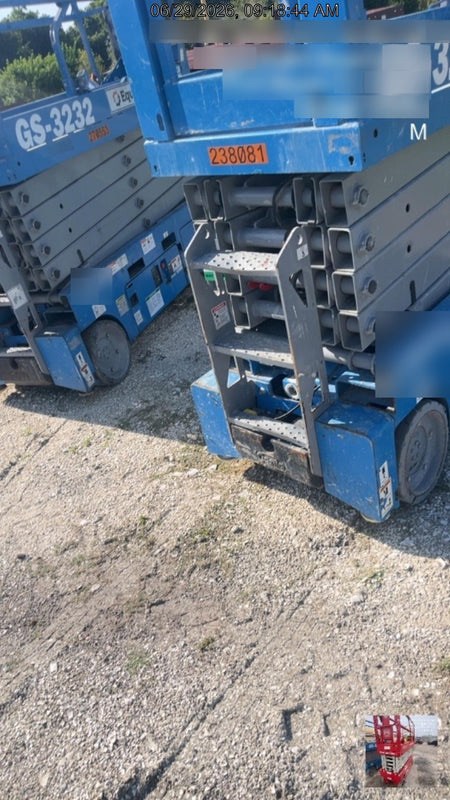 2022 GENIE GS-3232
