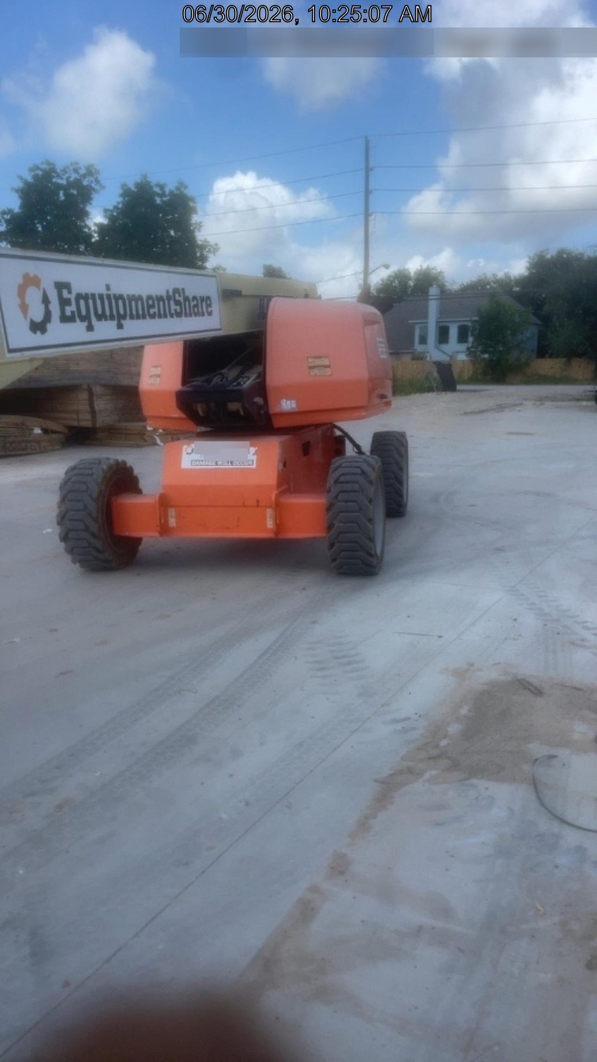 2019 JLG 660SJ