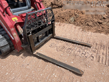 2021 PALADIN 48" Pallet Forks - Paladin