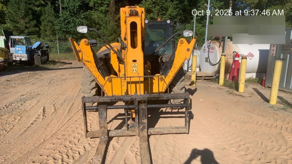 2021 JCB 512-56
