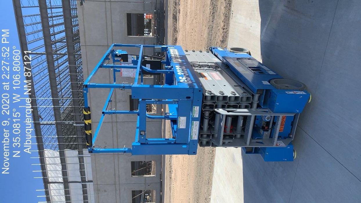 2020 Genie GS-3232 Standard, Folding half height swing gate