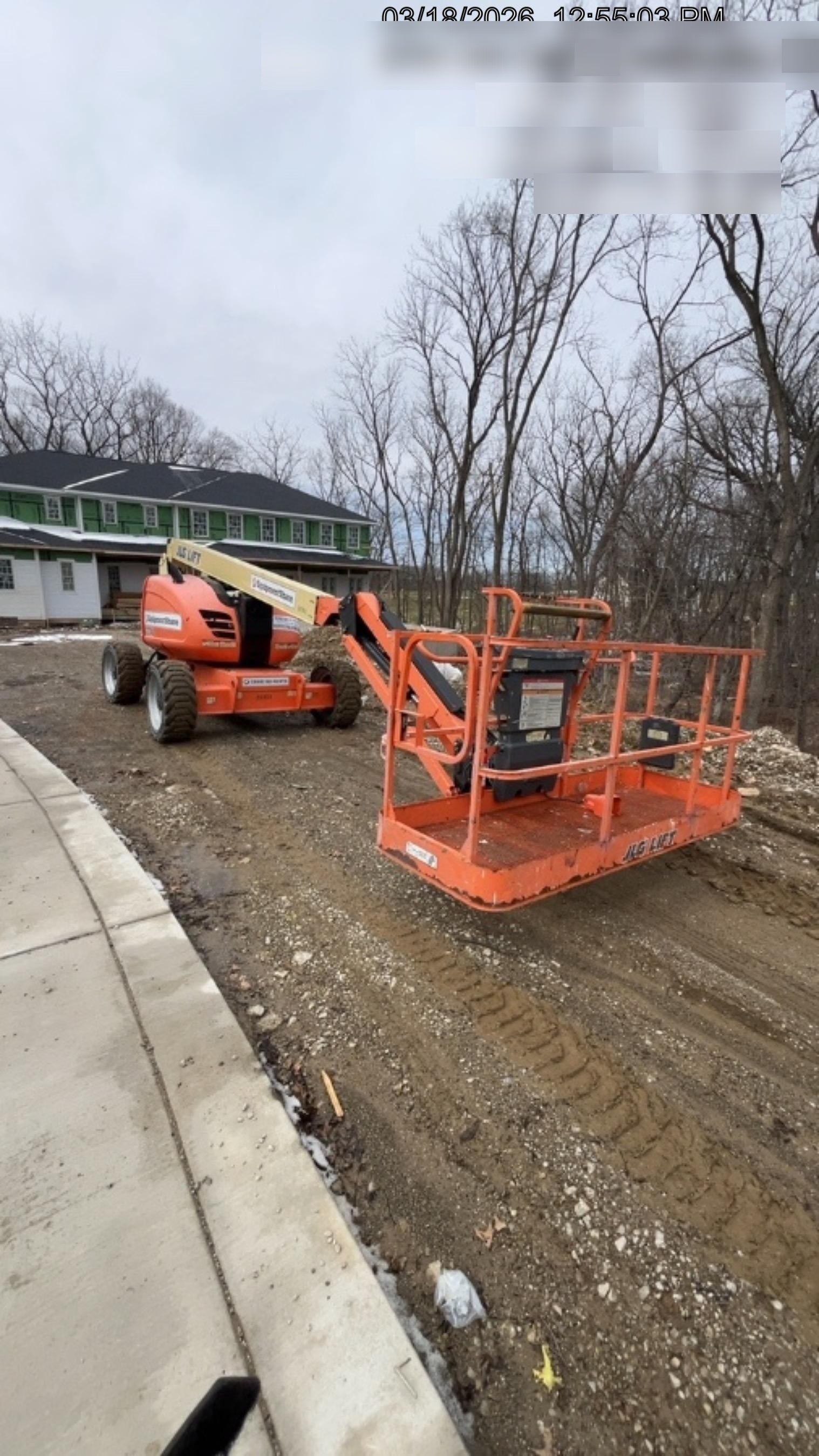 2018 JLG 600AJ