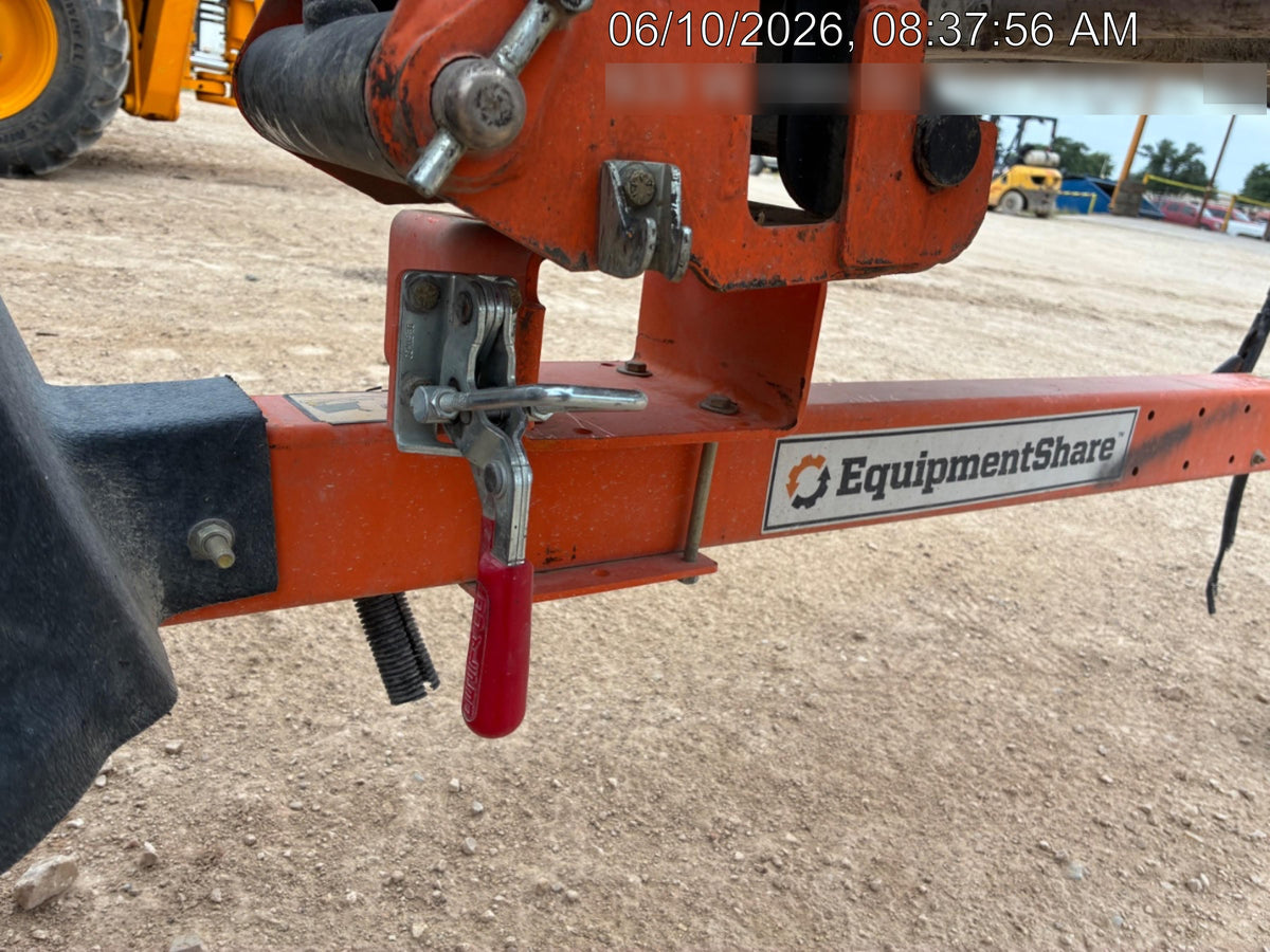 2022 JLG T350