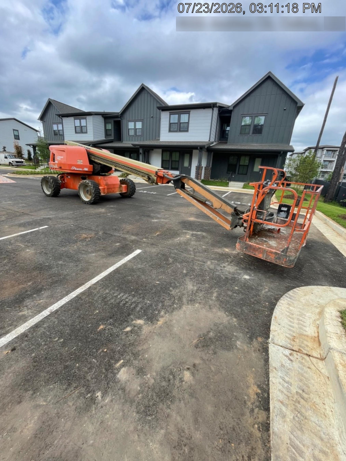 2022 JLG 660SJ
