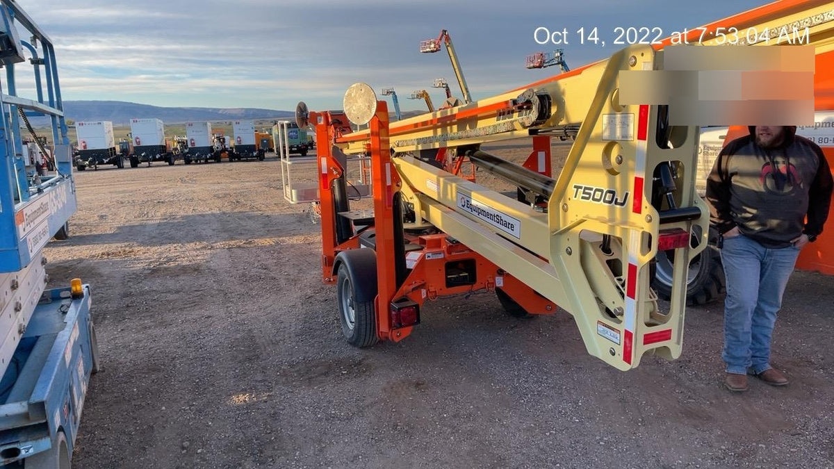 2022 JLG T500J