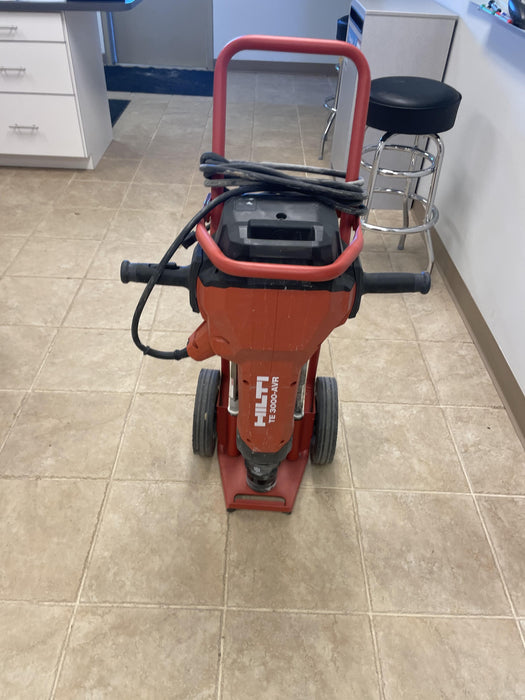 2023 HILTI TE 3000-AVR