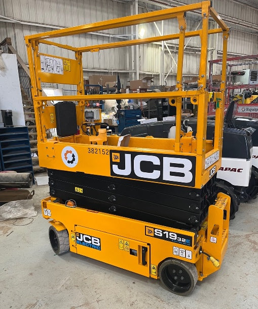 2024 JCB S1932E