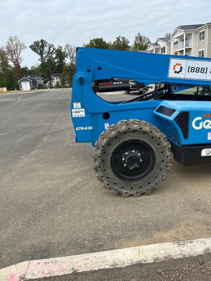 2022 GENIE GTH-636