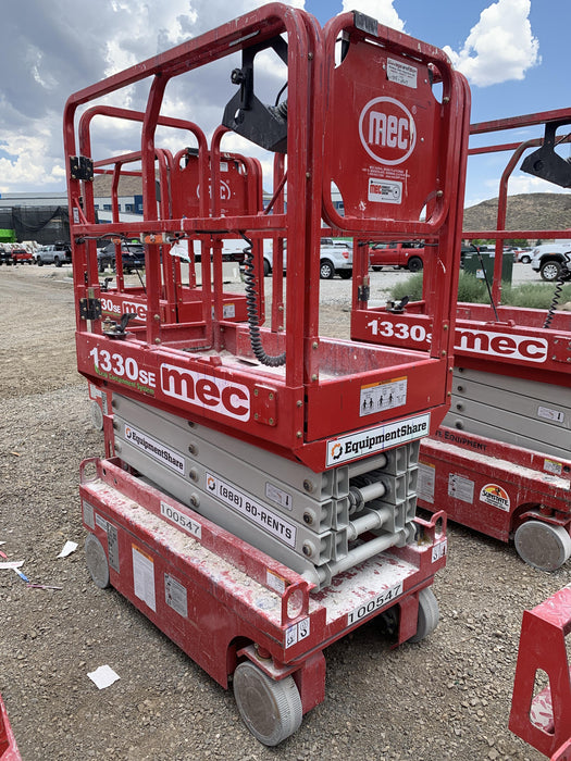 2020 MEC 1330SE Solid NM Tires, Steel Swing out Doors, LCS, Beacon, 900W Invertor