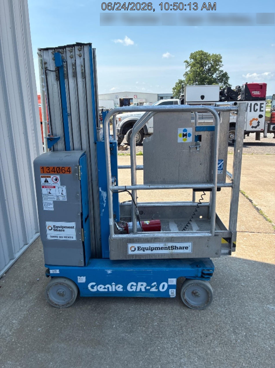 2021 GENIE GR-20
