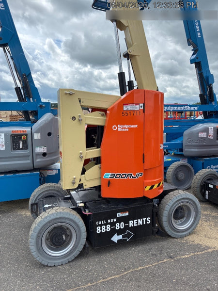 2025 JLG E300AJP