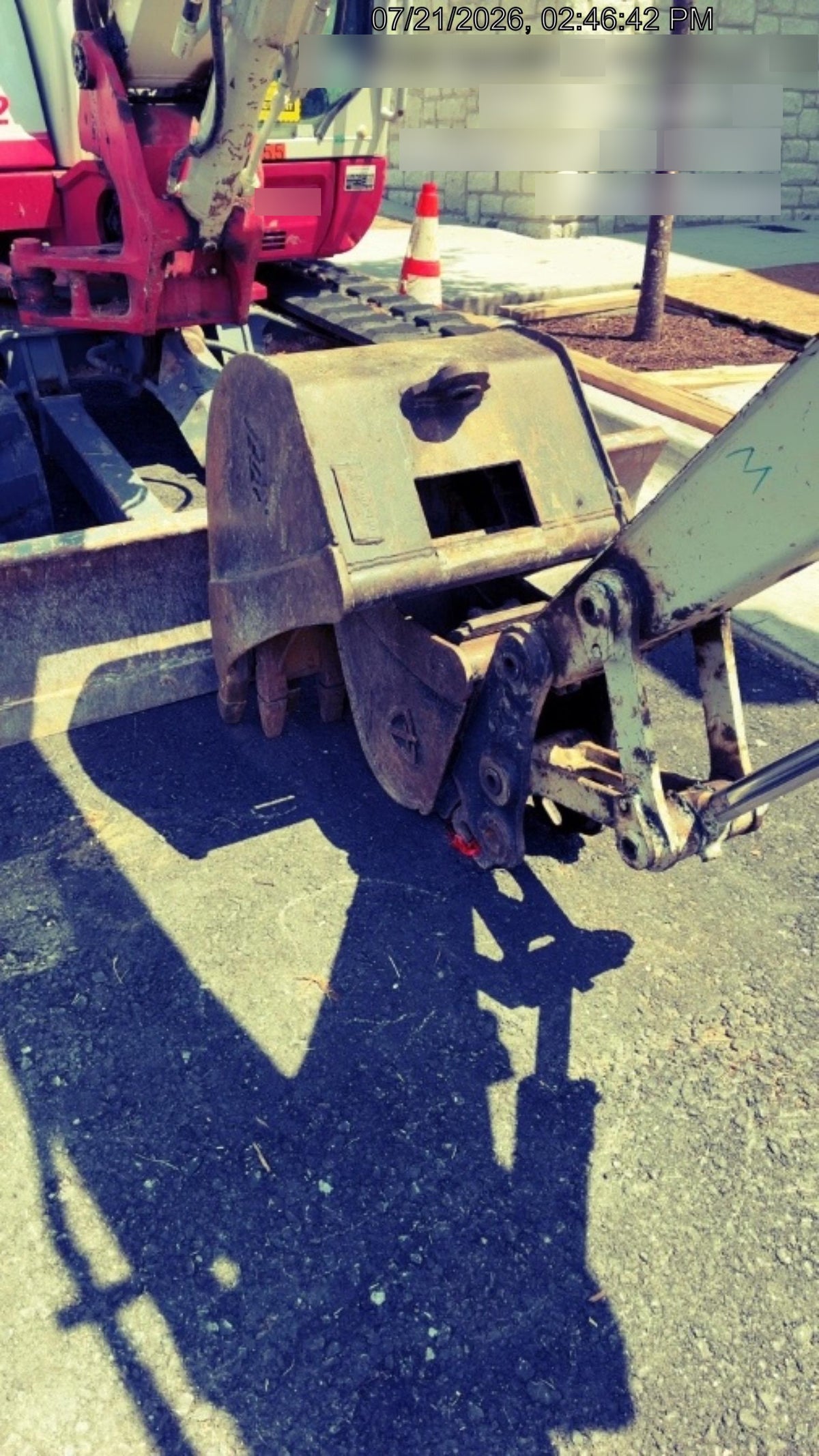 2023 TAKEUCHI TB250-2CR