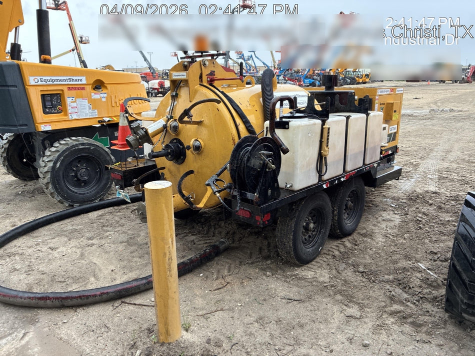 2023 Vac-Tron LP573XDT T4 Koehler Diesel Engine, 500 Gallon Debris Tank, x2 100 Gallon Water Tanks