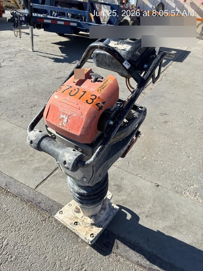 2025 HUSQVARNA LT6005