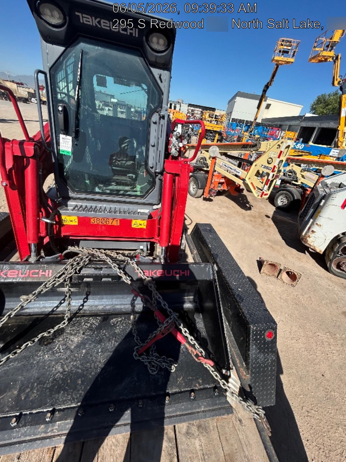 2023 TAKEUCHI TL6CR