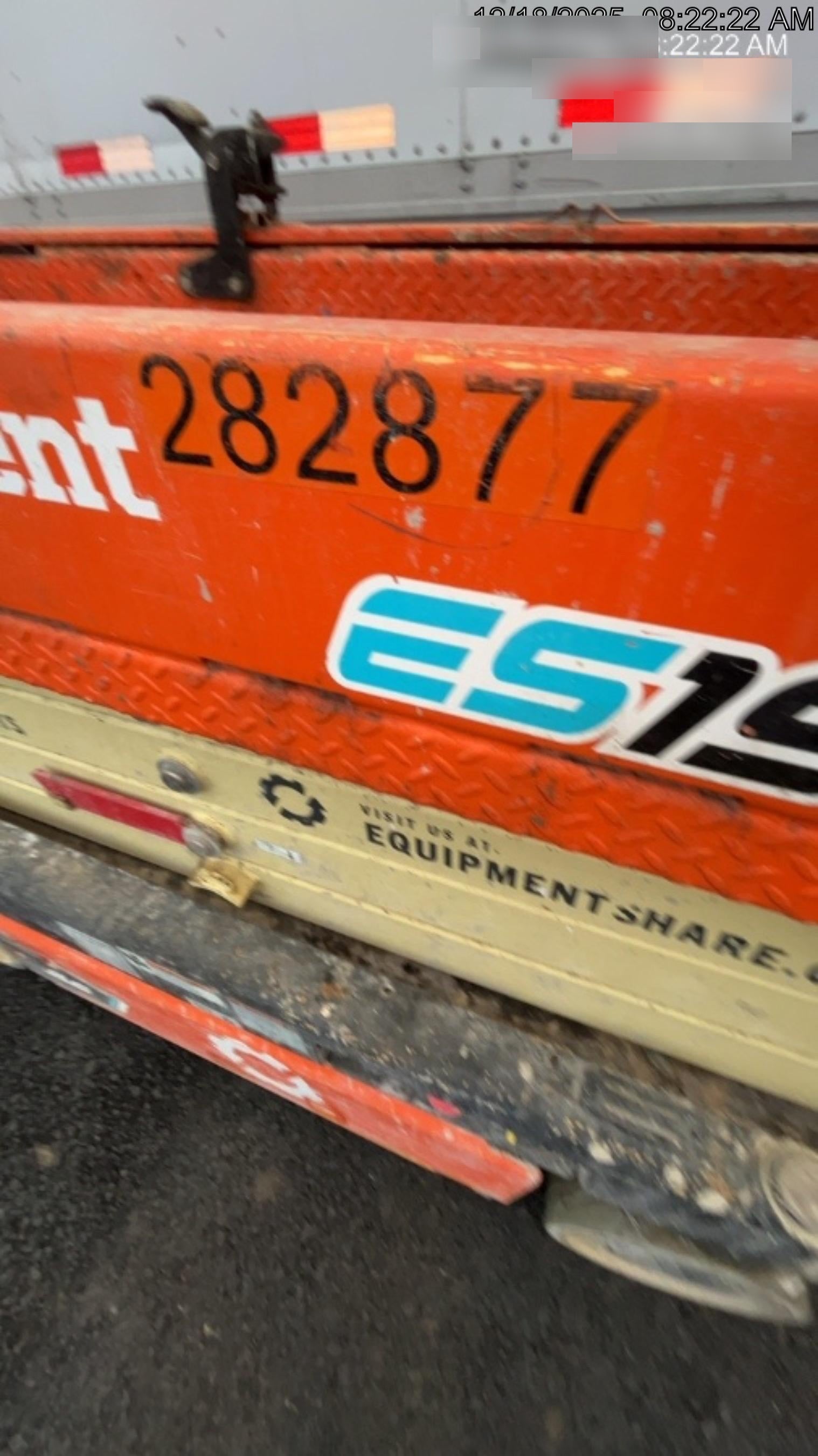 2022 JLG ES1932
