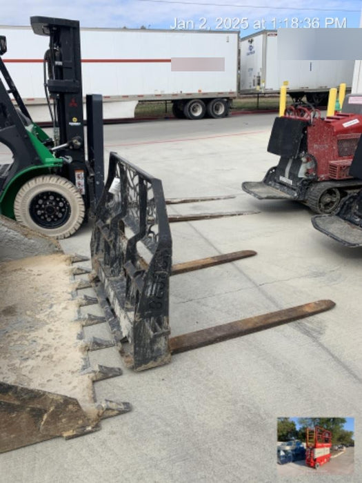 2022 PALADIN 48" Pallet Forks - Paladin