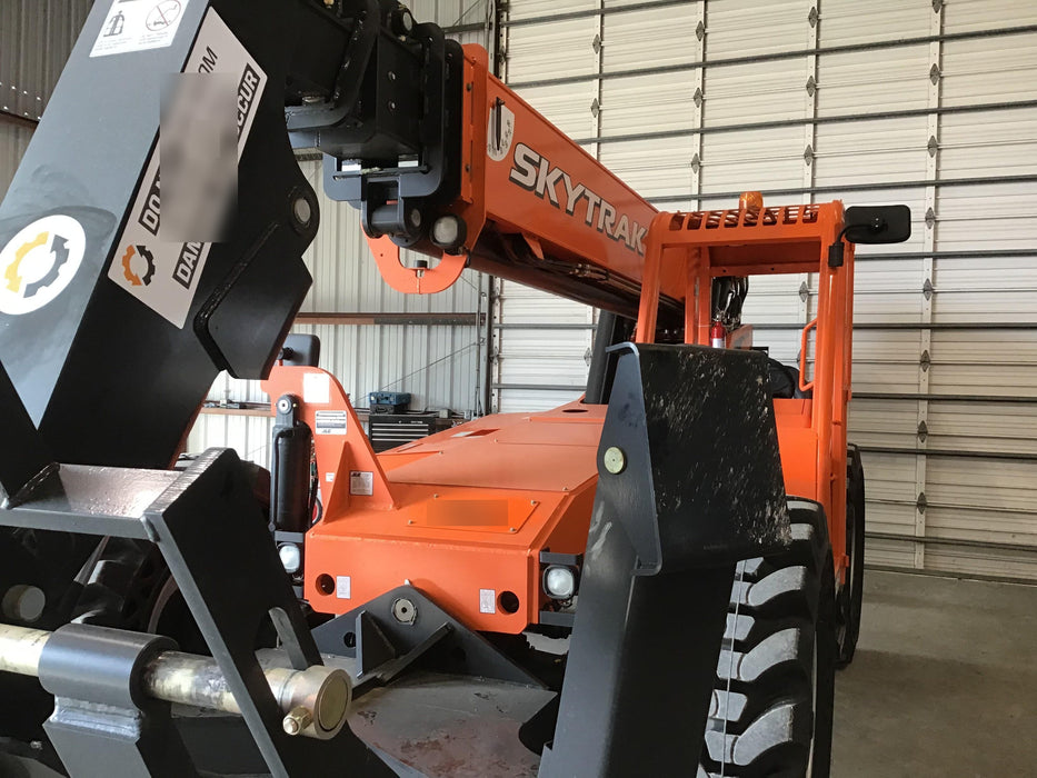 2018 SKYTRAK 10054