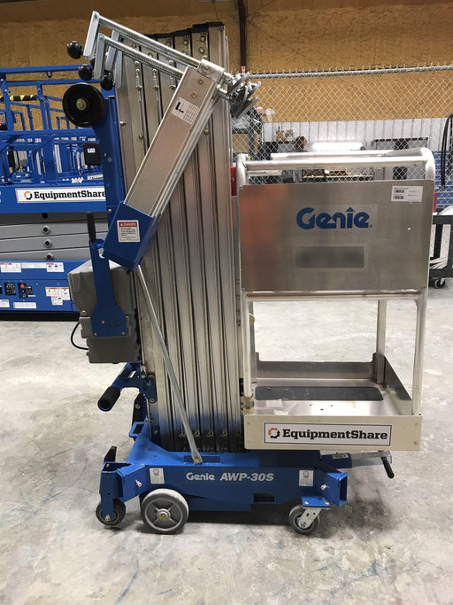 2019 GENIE AWP-30S