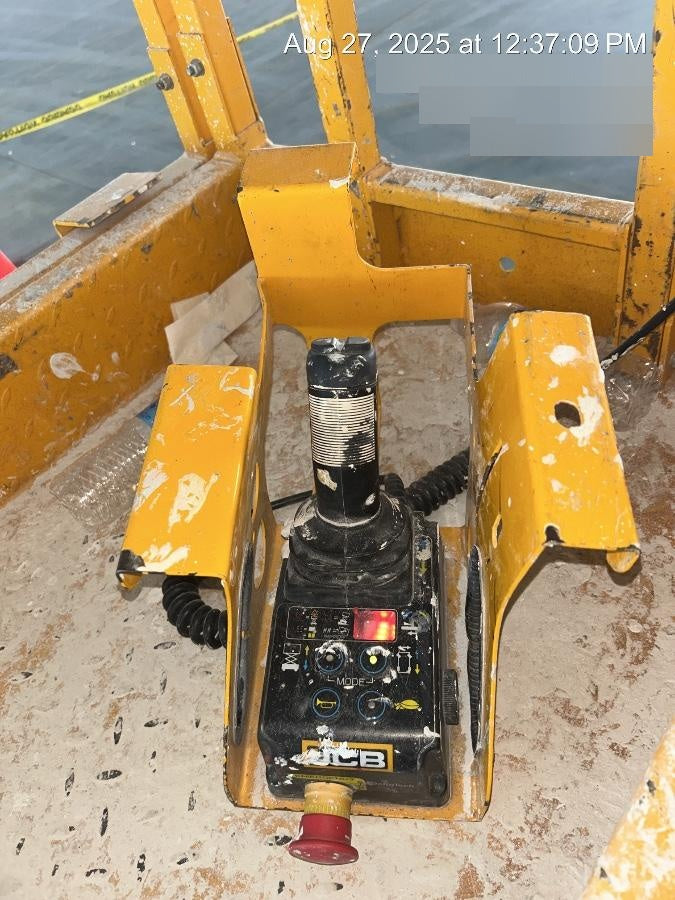 2022 JCB S2632E