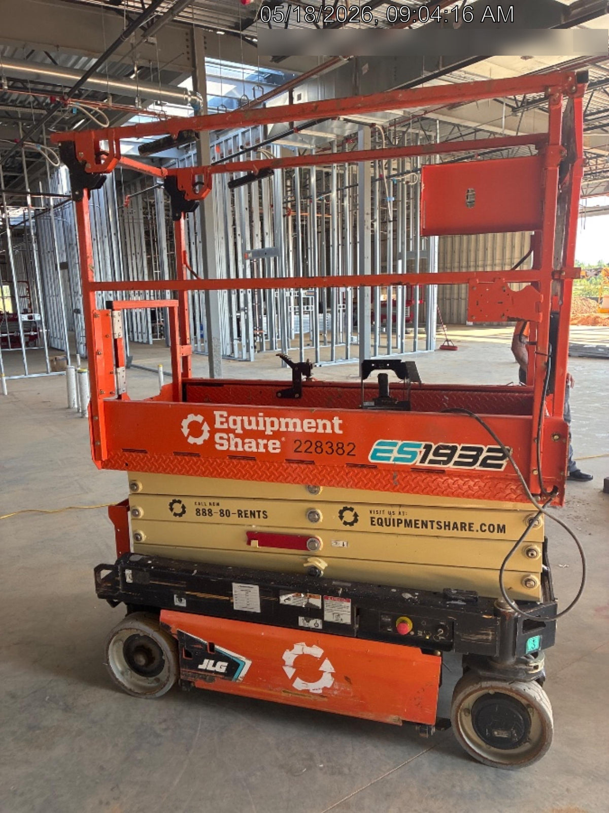 2022 JLG ES1932