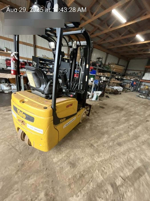 2021 YALE ERP030VT