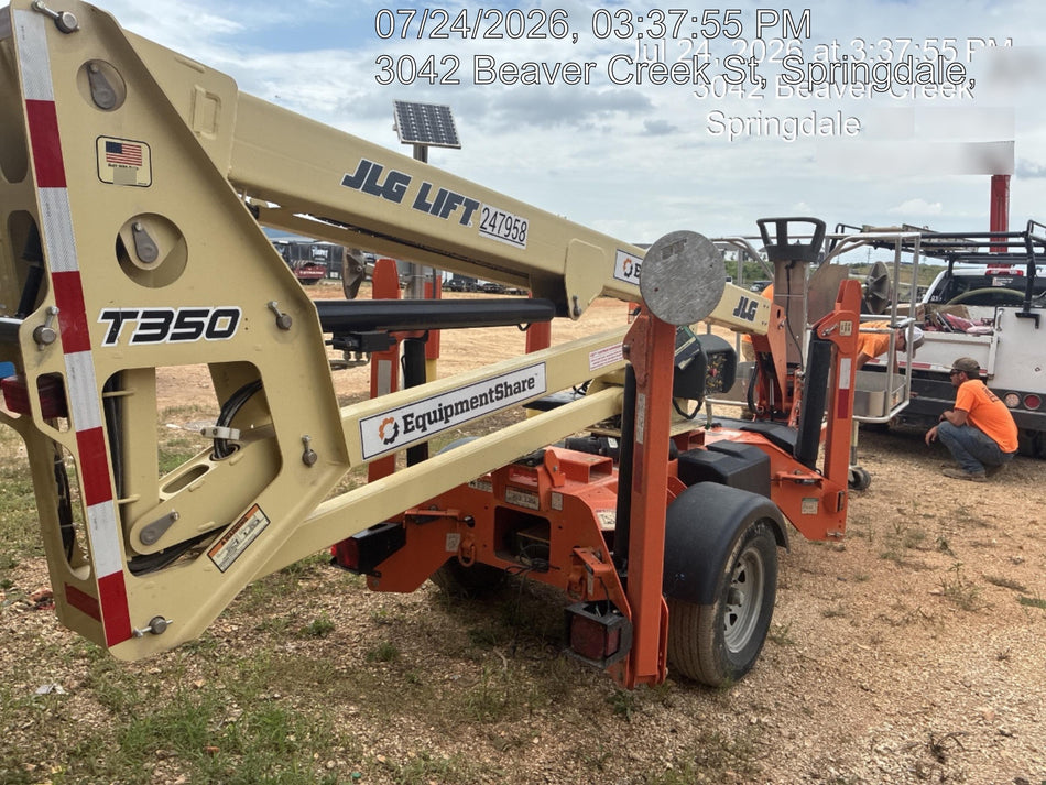 2022 JLG T350