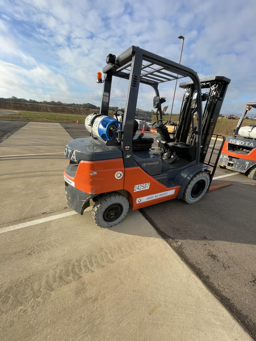 2022 TOYOTA 50-8FGU25