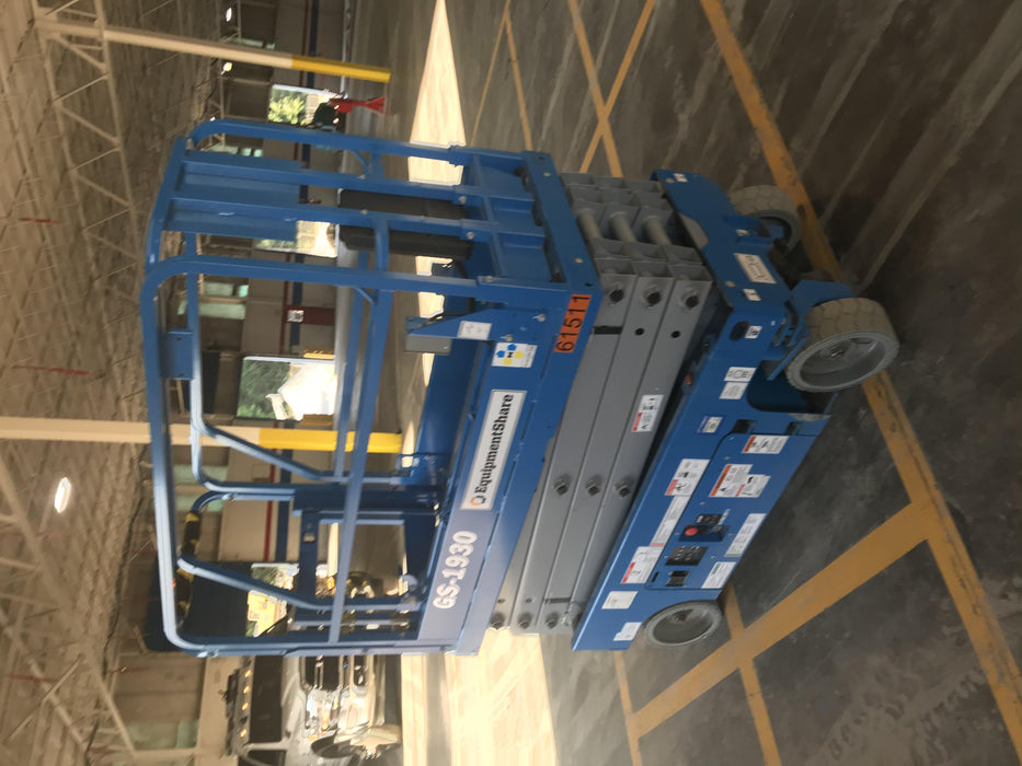 2020 Genie GS-1930 Solid Non Marking Tires, Beacon, Folding rails with half height swing gate