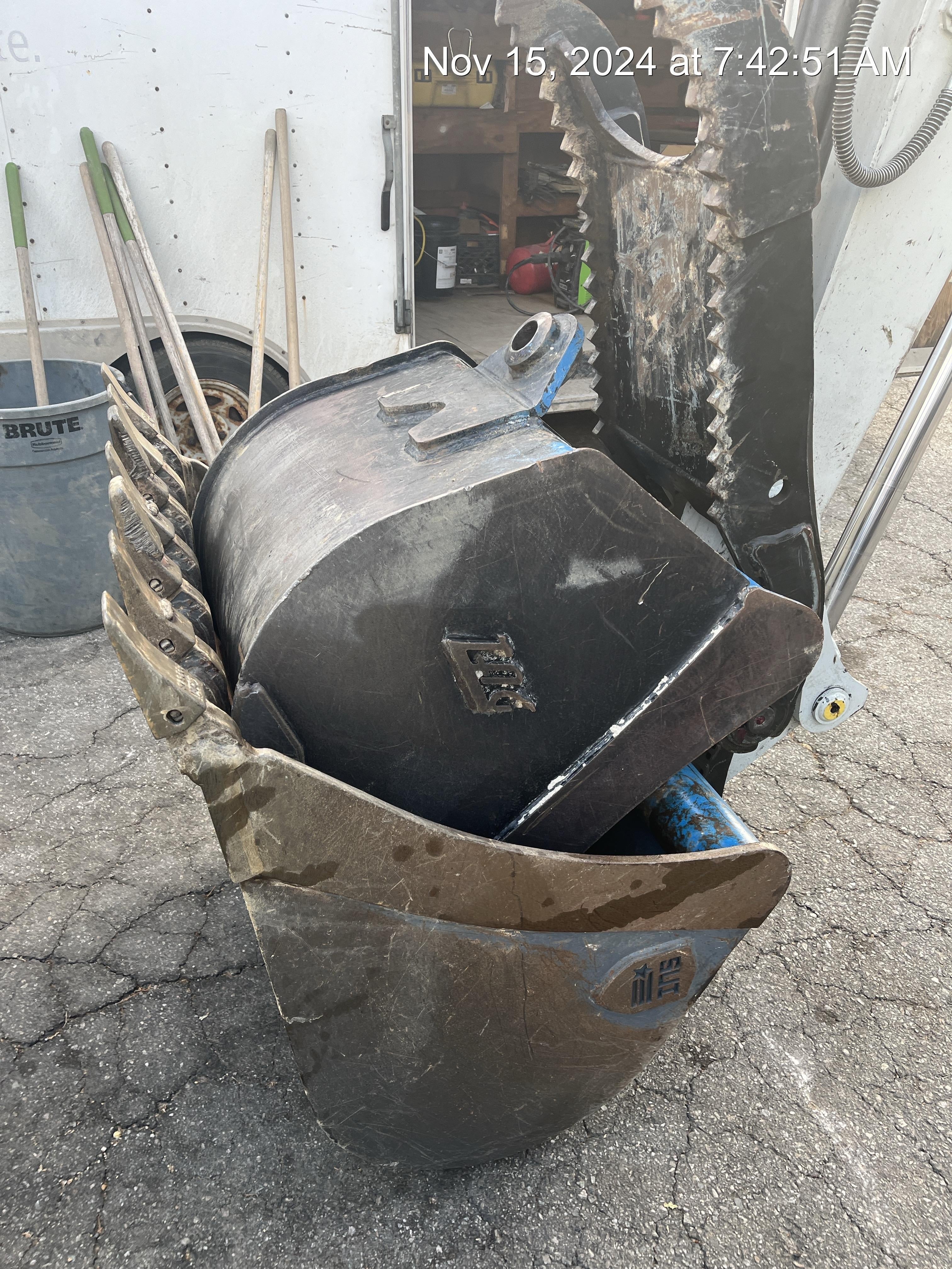2023 STEEL UNLIMITED 36" Ditching bucket Mini Ex - Steel Unlimited