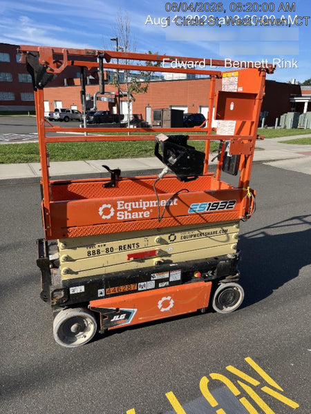 2024 JLG ES1932