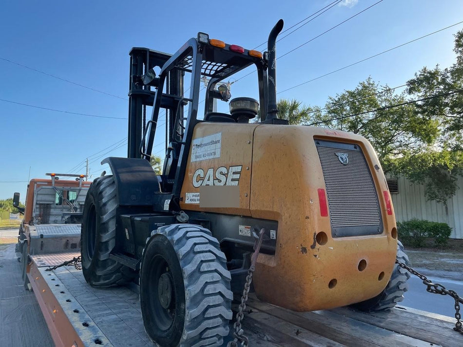 2022 CASE 586H