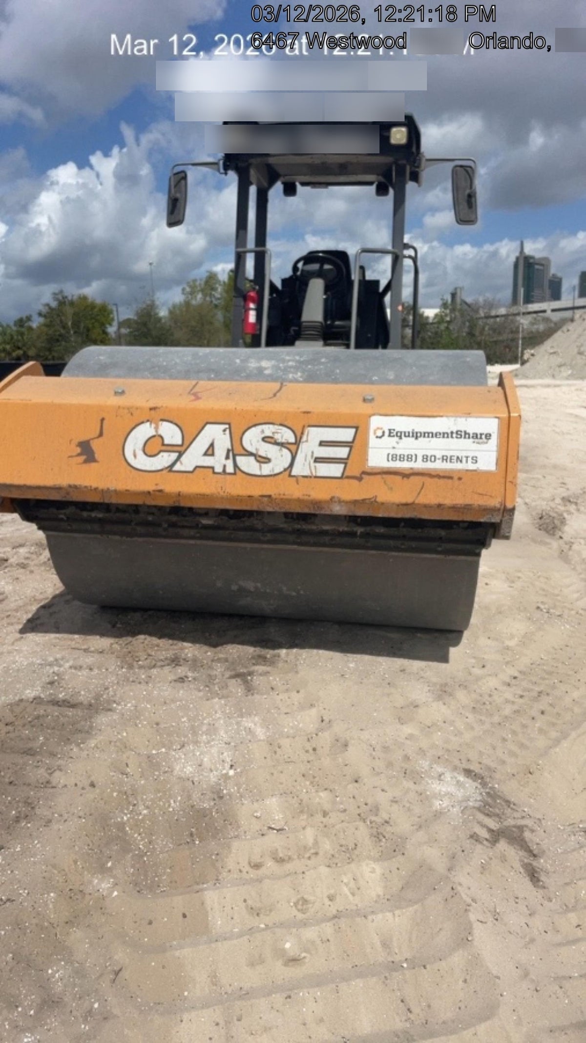 2022 CASE SV211E