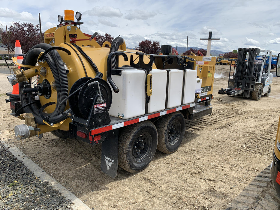 2023 Vac-Tron LP573XDT T4 Koehler Diesel Engine, 500 Gallon Debris Tank, x2 100 Gallon Water Tanks
