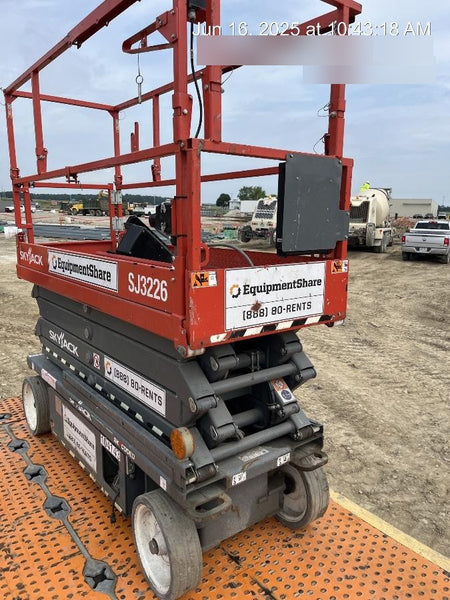 2020 Skyjack SJIII-3226 Solid NM Tires, Half height spring hinged entry gate, Dual Beacons