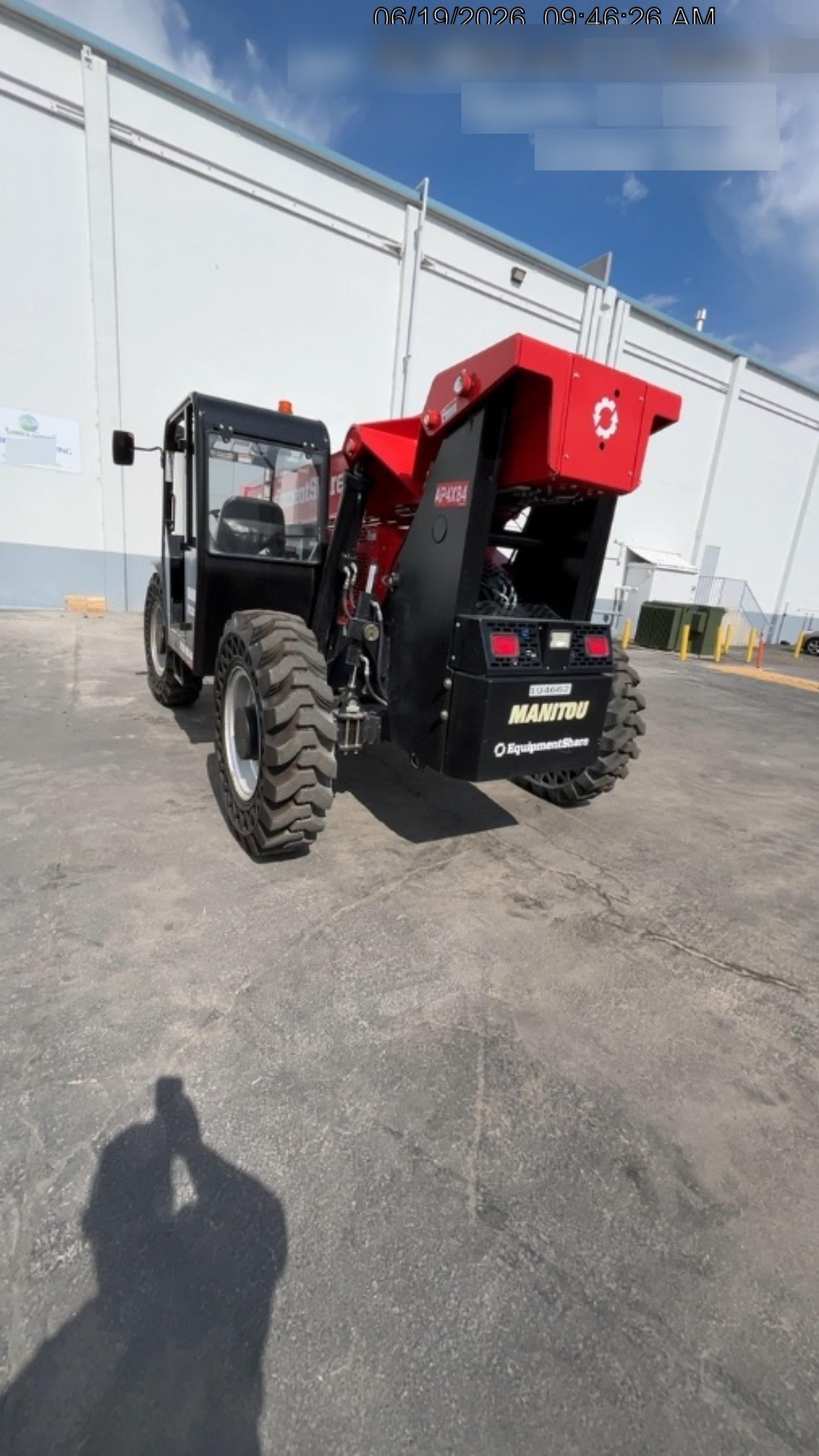 2021 MANITOU MTA8044