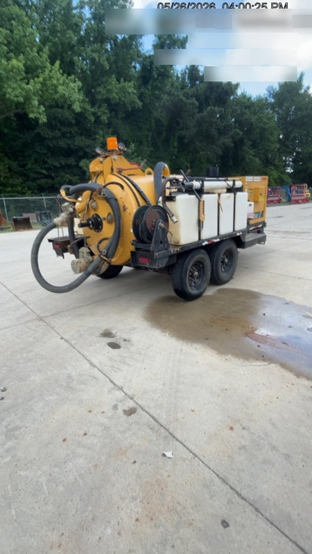 2023 Vac-Tron LP573XDT T4 Koehler Diesel Engine, 500 Gallon Debris Tank, x2 100 Gallon Water Tanks
