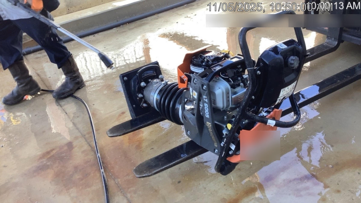 2024 HUSQVARNA LT6005