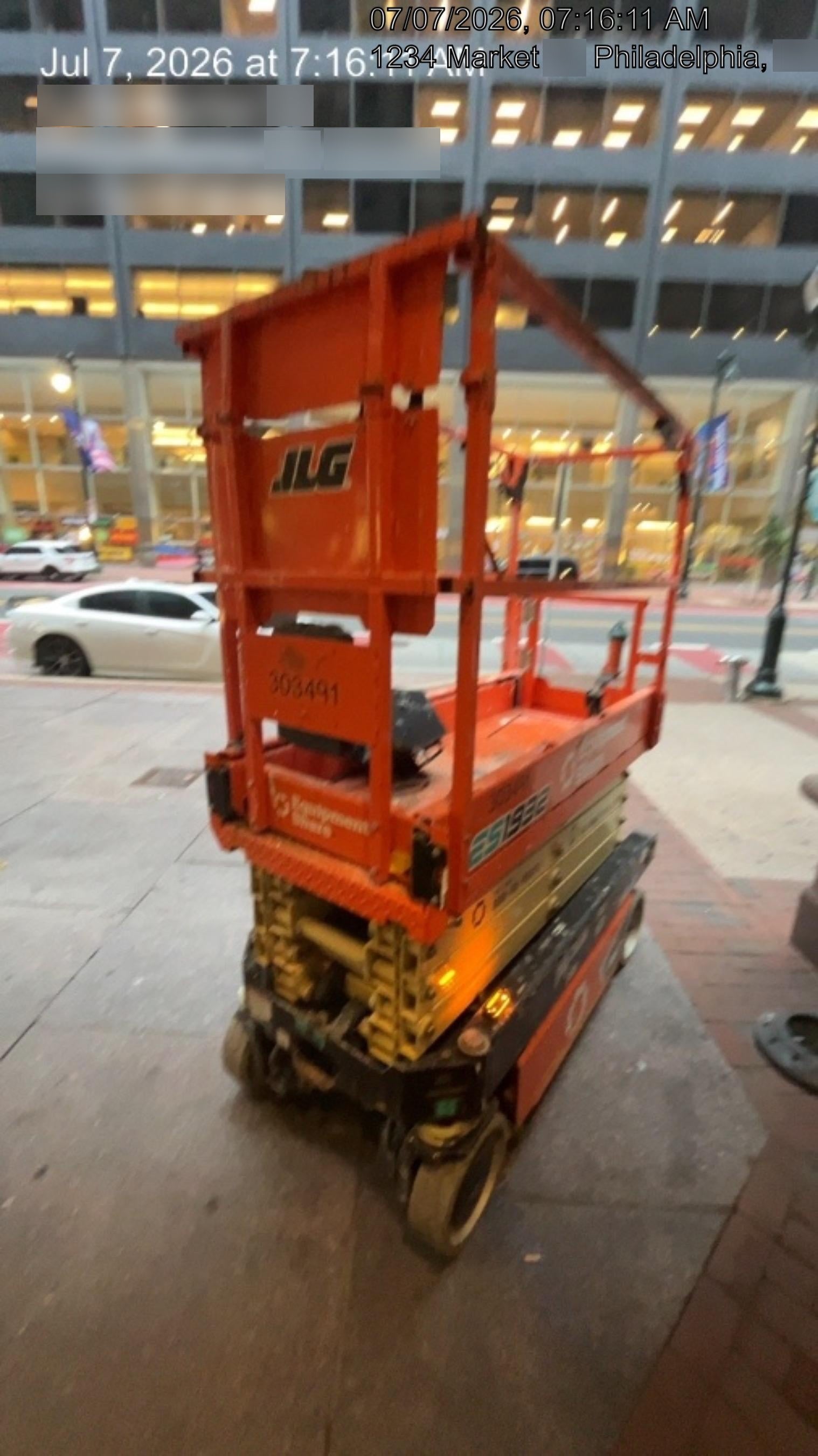 2023 JLG ES1932