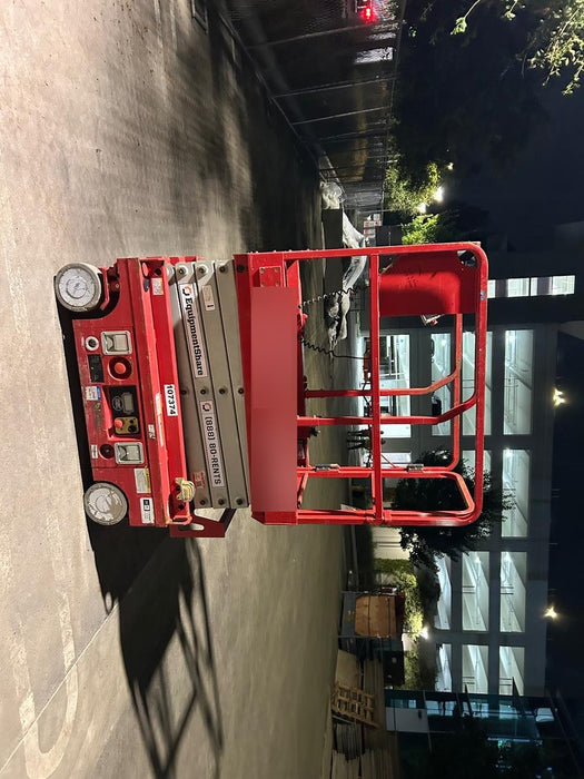 2020 MEC 1330SE Solid NM Tires, Steel Swing out Doors, LCS, Beacon, 900W Inverter