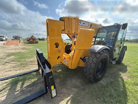2026 JCB 512-56