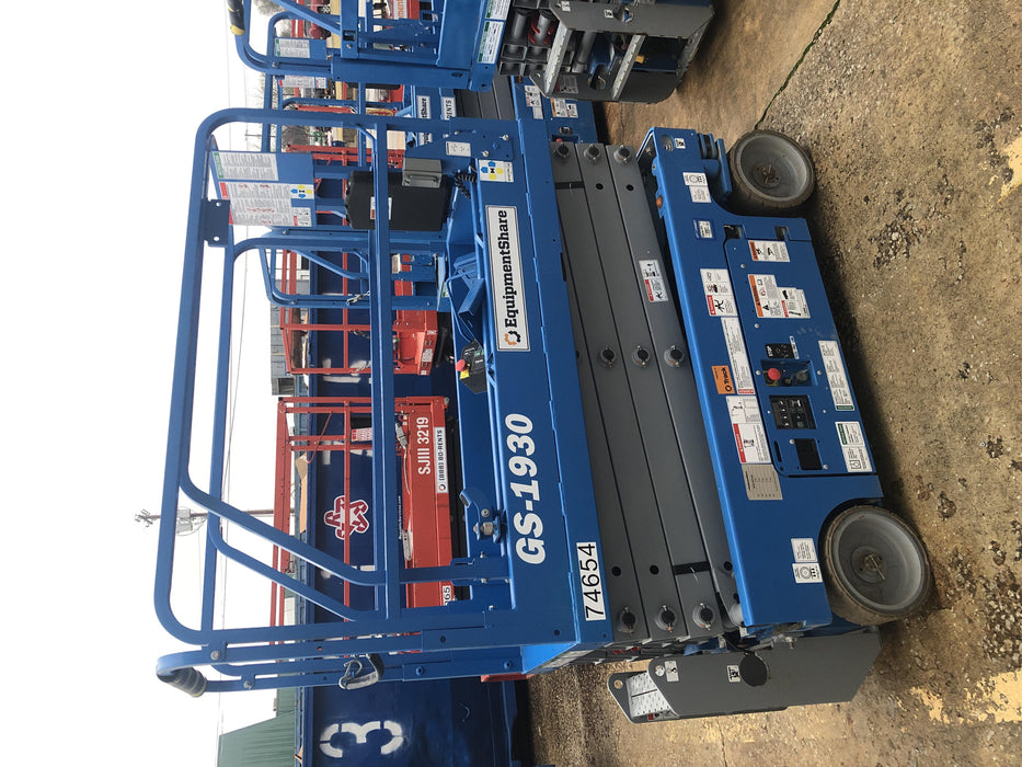 2020 Genie GS-1930 Fixed rails with chain entry gate - Pre A92.20