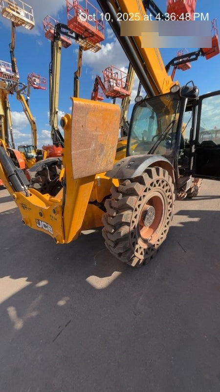 2025 JCB 510-56
