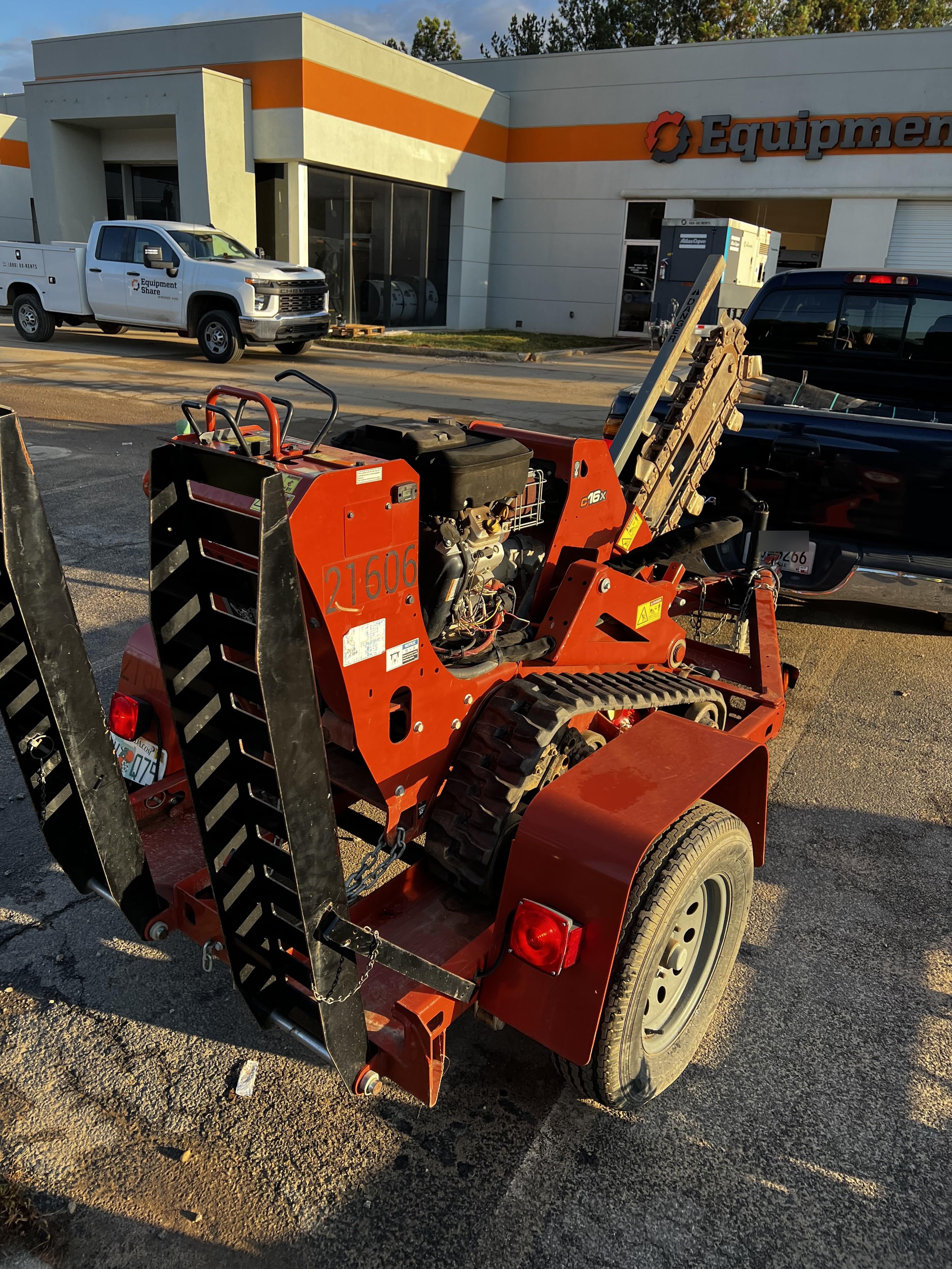 2019 DITCH WITCH S3C