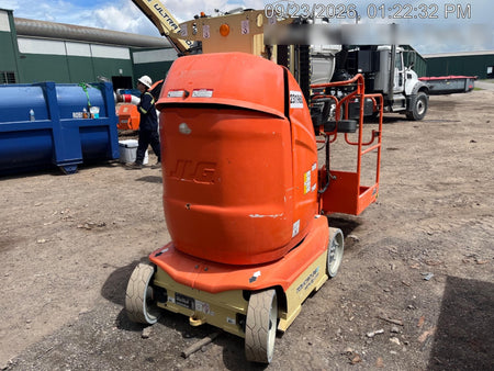 2022 JLG 26E